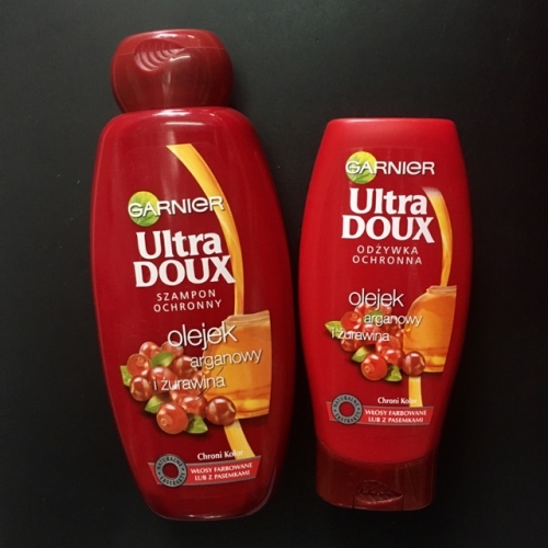 Bộ dầu gội Garnier Ultra Doux cho tóc nhuộm (Dầu gội 400ml/Dầu xả:200ml)