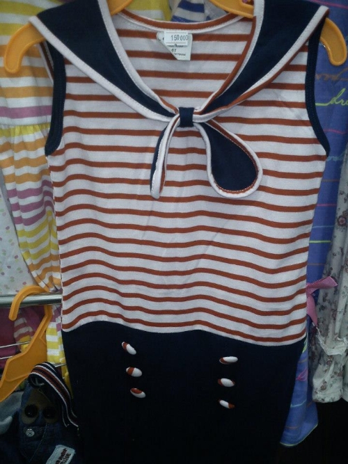 Váy kiểu thủy thủ